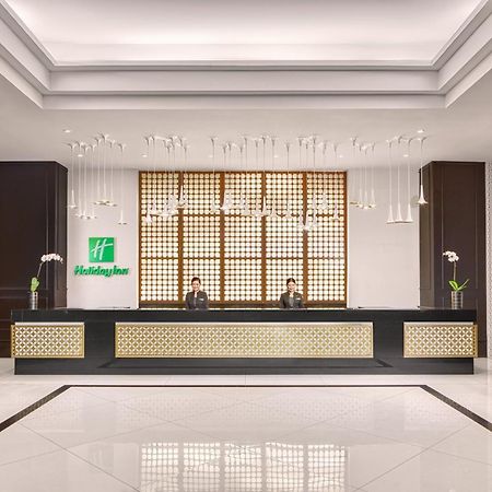 Holiday Inn & Suites Manila Galleria By Ihg Pasig City Eksteriør bilde