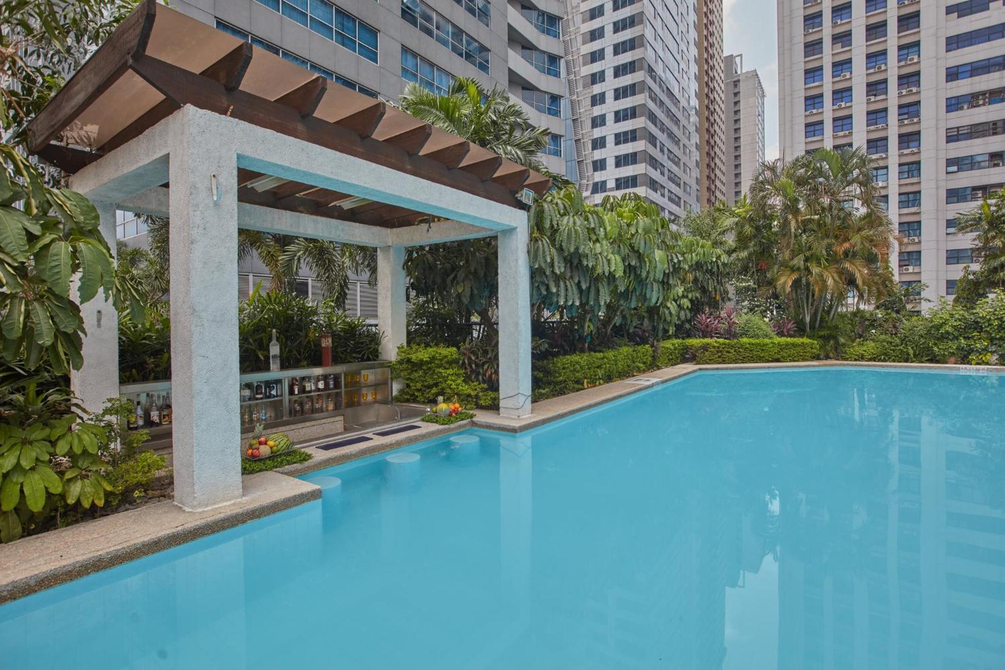 Holiday Inn & Suites Manila Galleria By Ihg Pasig City Eksteriør bilde